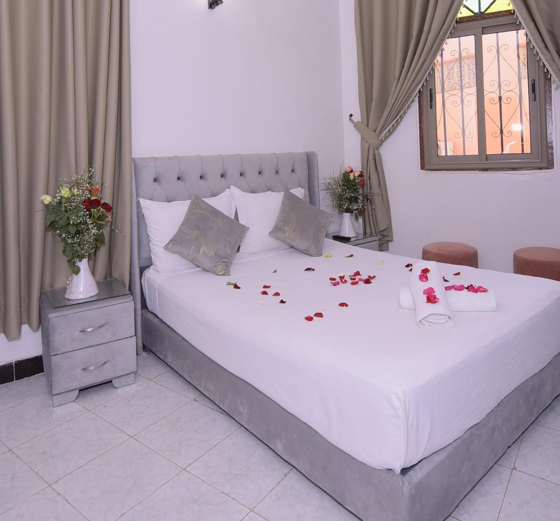 Hotel Riad Fantasia มาร์ราเกช ภายนอก รูปภาพ