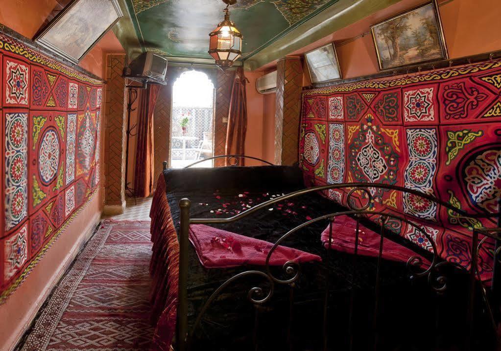 Hotel Riad Fantasia มาร์ราเกช ภายนอก รูปภาพ